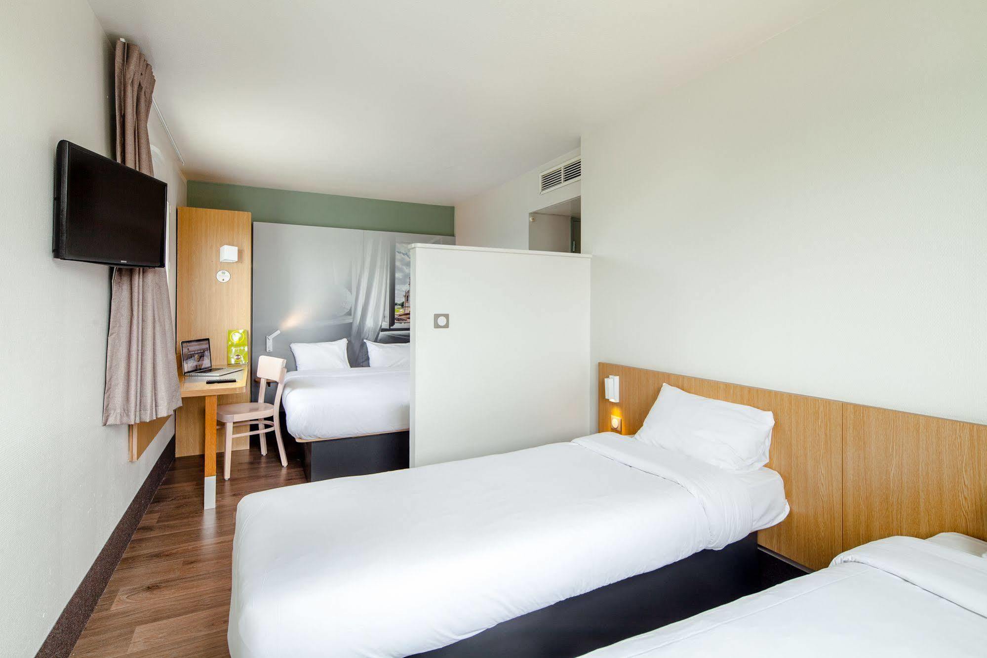 B&B HOTEL Mulhouse Centre Exterior foto